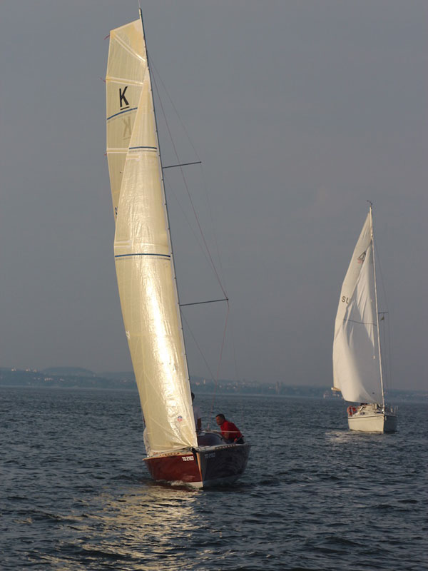 Kieljollenkreuzer K, r-jolle mit Gennaker 62m2